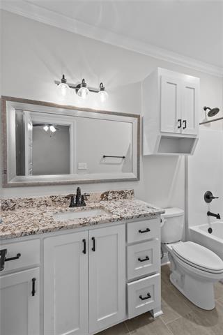 Building Photo - 24 Turtle Creek Dr