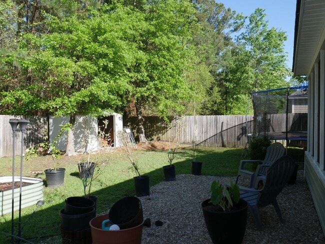 Building Photo - 4 bedroom home in Crestwood S/D