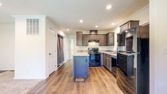 Building Photo - 5326 Briggs Ranch Rd