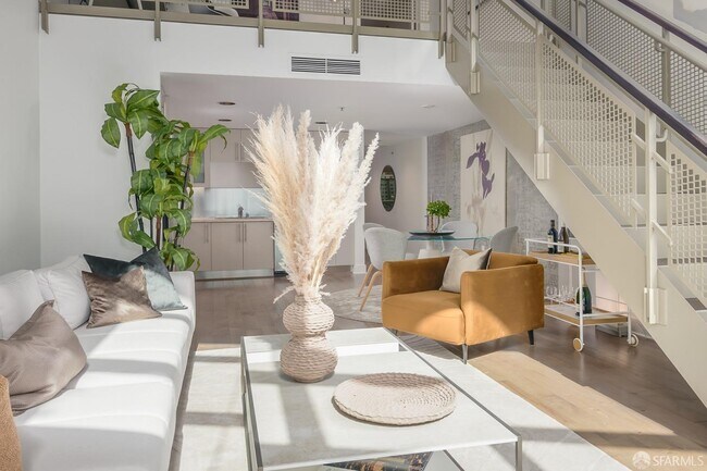 Building Photo - 200 Brannan St