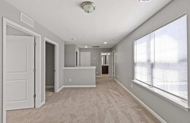 Building Photo - 104 Ancel Wy