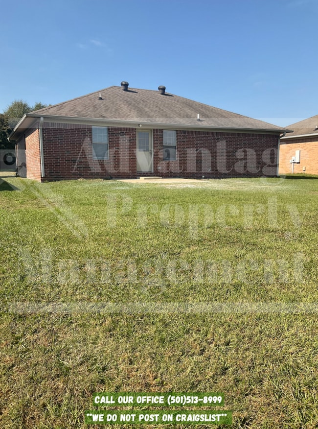 Building Photo - 910 Brownstone Dr