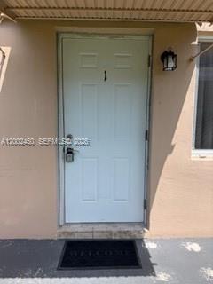 Building Photo - 50 W 11th St