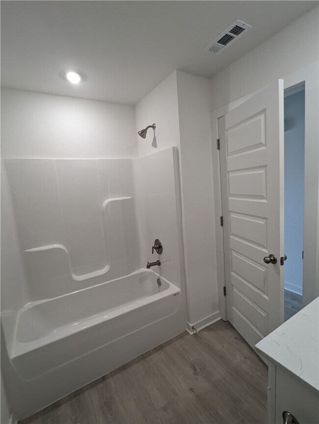 Building Photo - 2734 N Snowball Dr