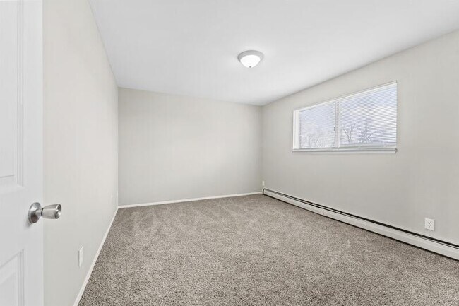 Building Photo - 4064 Columbus St