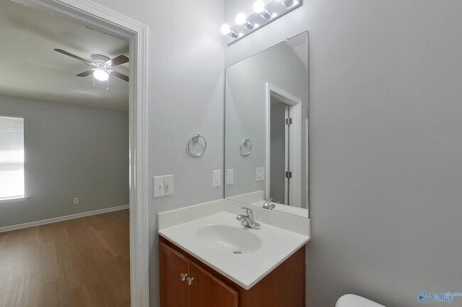 Building Photo - 588 Kincaid Cove Ln