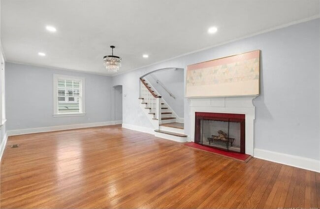 Building Photo - 111 Elmwood Pl