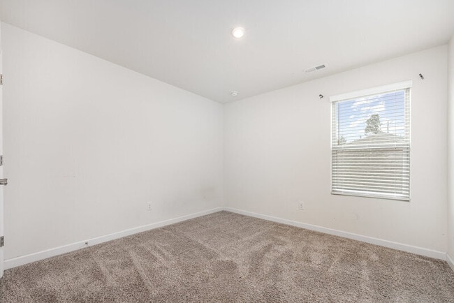 Building Photo - 8604 Caruthers Dr