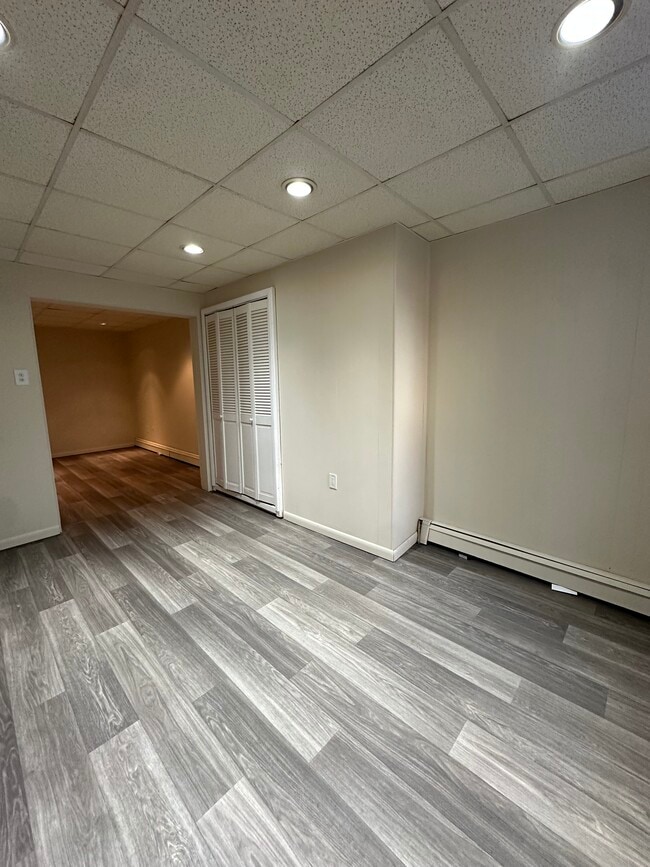 Building Photo - 818 22nd St