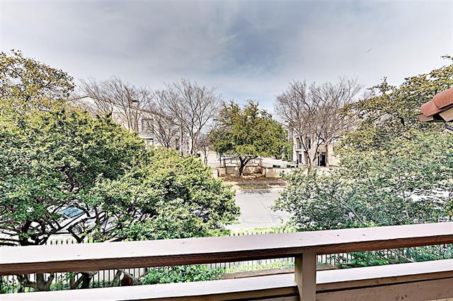 Building Photo - 7640 W Greenway Blvd