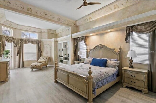 Building Photo - 2270 N Highland Ave