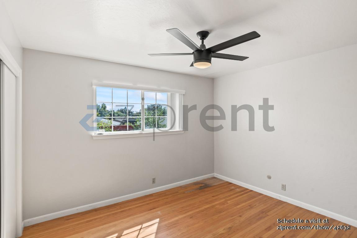 Building Photo - 47641 Fortner St