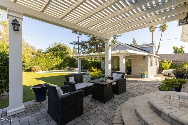 Building Photo - 4816 Indianola Way