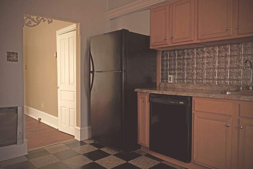 Tin type backsplash - 35 Maple Ave