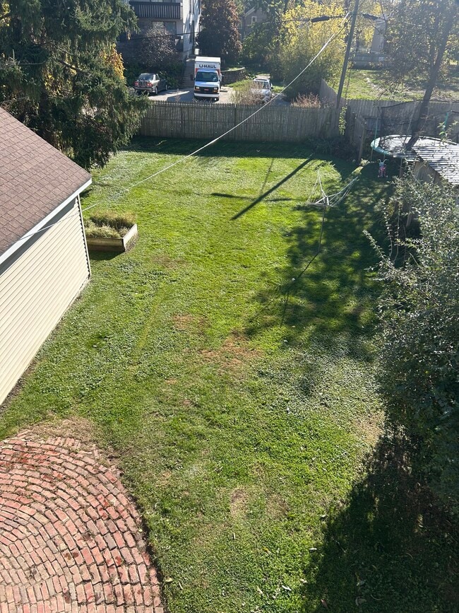 Building Photo - 435 Prospect Ct