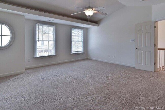 Building Photo - 104 Chanticleer Ct