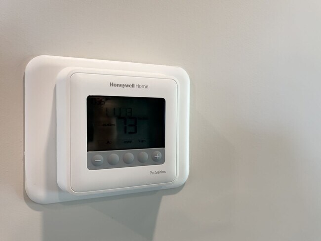 Building Photo - 1836 Autumn Mist