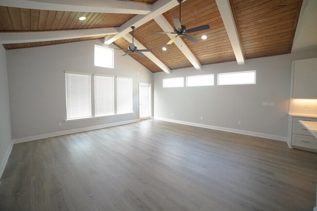 Building Photo - 3727 Meadow Vista Ln.
