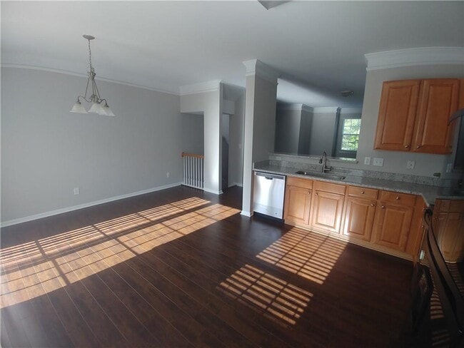 Building Photo - 2214 Landing Walk Dr