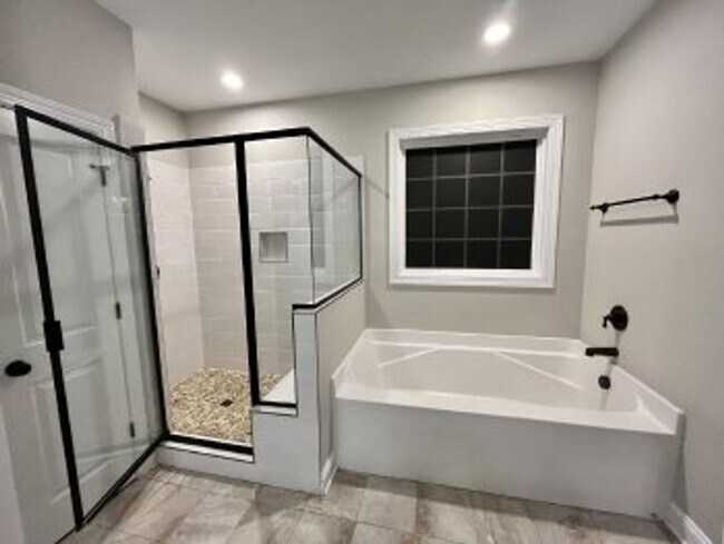 Building Photo - 187 Peytons Ridge Dr