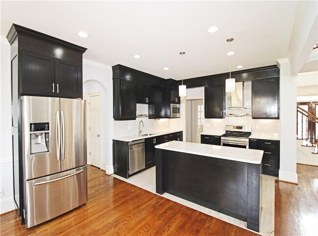 Building Photo - 7775 Tintern Trce