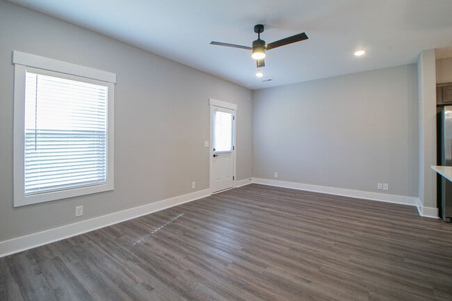 Building Photo - 1607 Jonathan Wade Cir