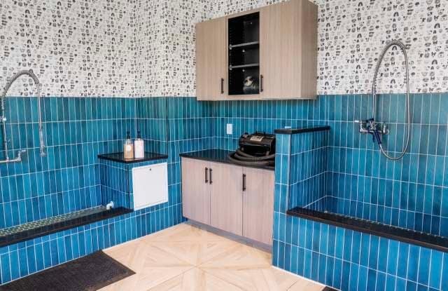 Building Photo - 9600 Vista Grande Blvd