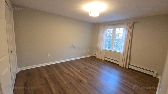 Building Photo - 62 Constitution Dr