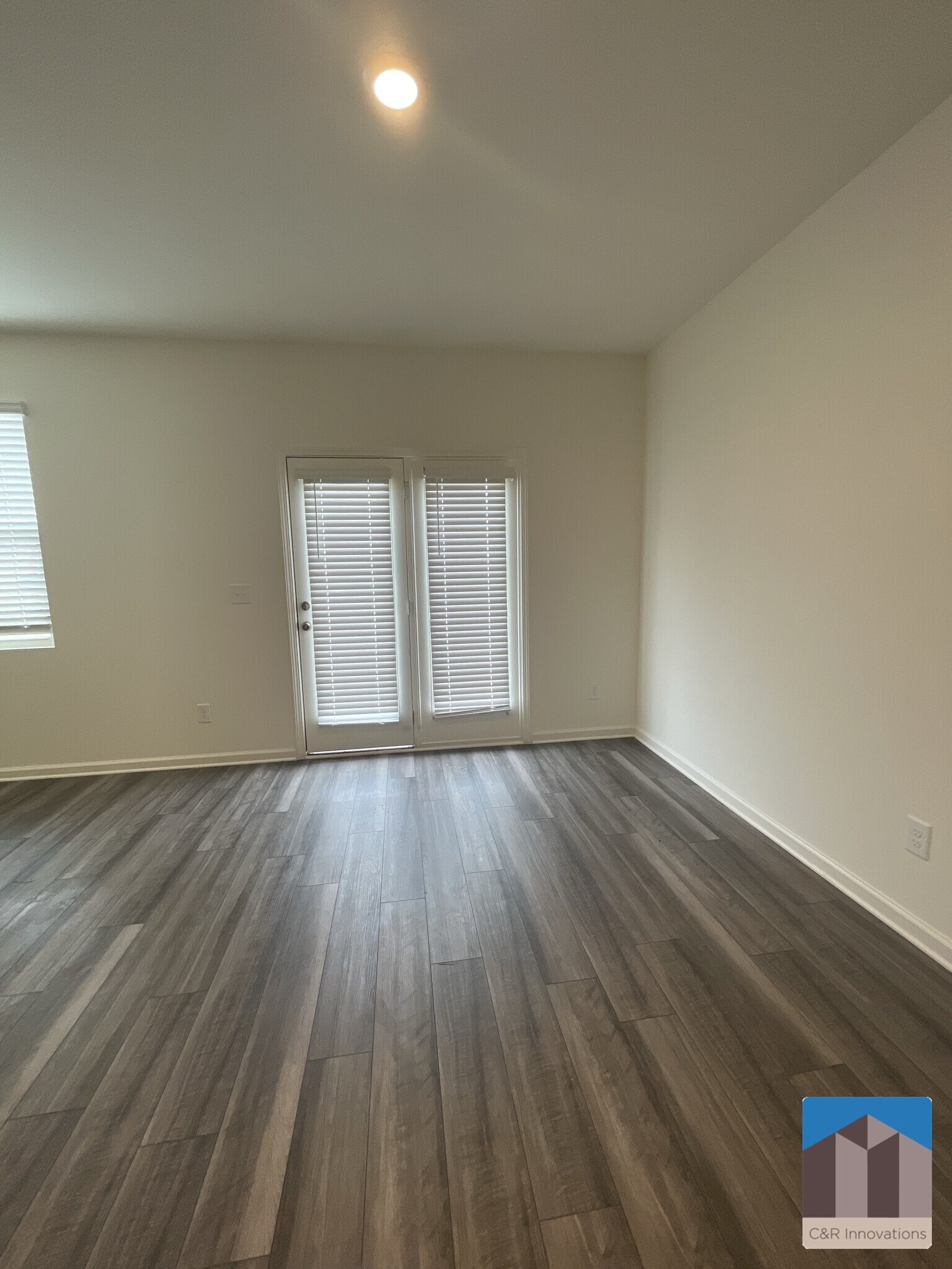 Building Photo - 3529 Condor Ct SW