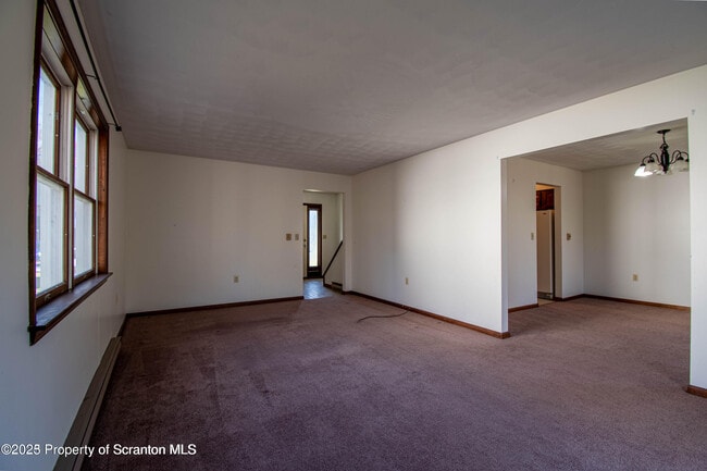 Building Photo - 414 Melrose Ave