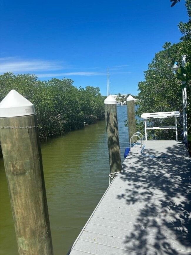 Building Photo - 1320 Ave H