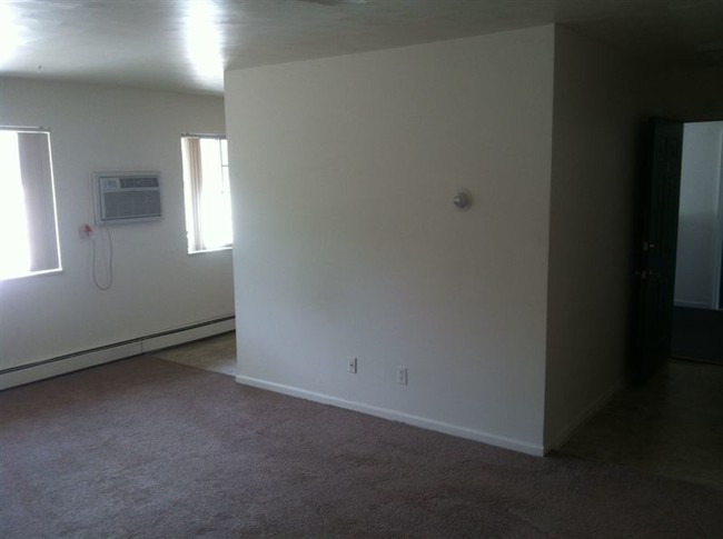 Primary Photo - 2 br, 1 bath Apartment - Capital Landings