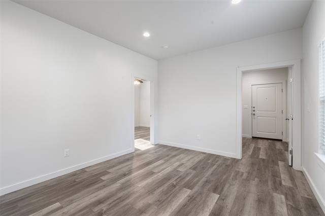 Building Photo - 1230 W Owings St