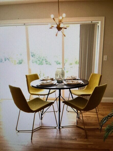 Building Photo - 161 Middle Rd