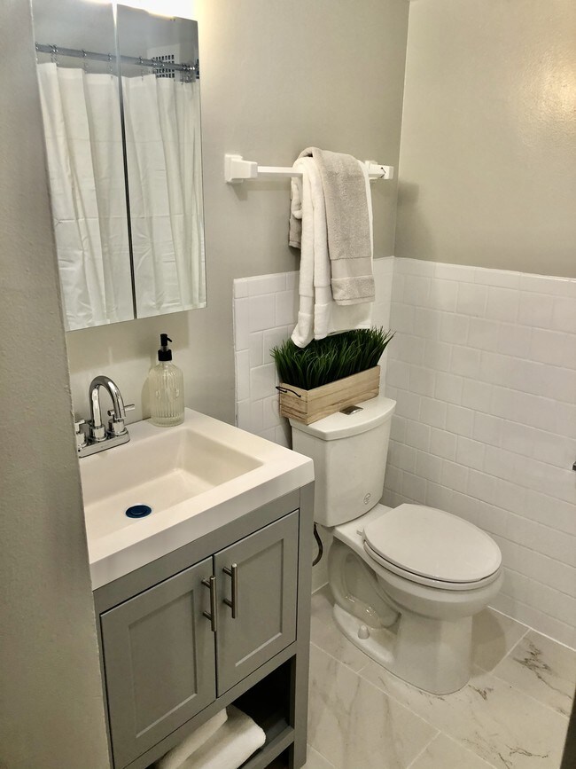 Walter Reed Apartments 6939 Ave NW Washington DC 20012