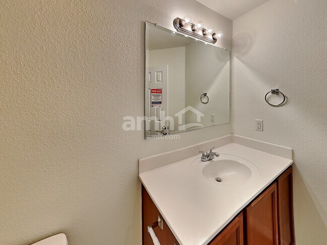 Building Photo - 416 Prescott Ln