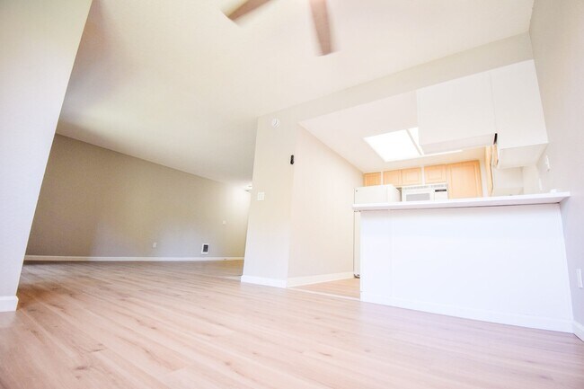 Building Photo - 9515 SW 146th Terrace