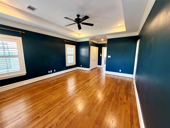 Building Photo - 2710 Nicholson St