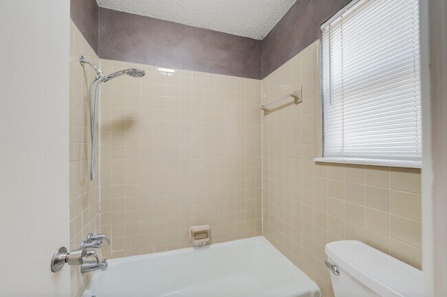 Building Photo - 5403 12th St