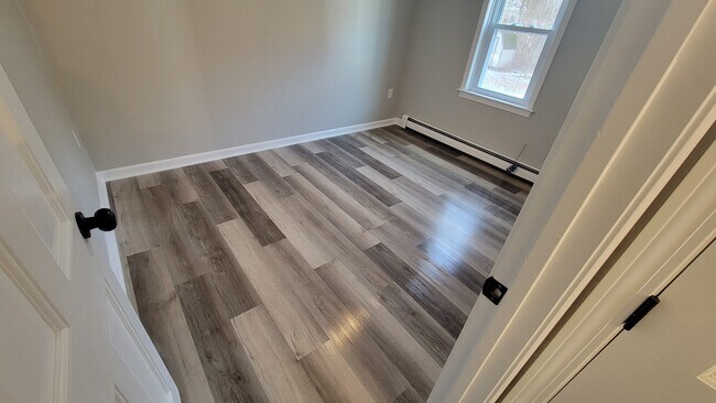 Bedroom 1 - 8 Stair Fls
