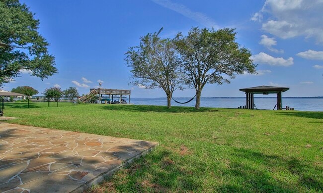 Building Photo - 14535 Diamondhead N
