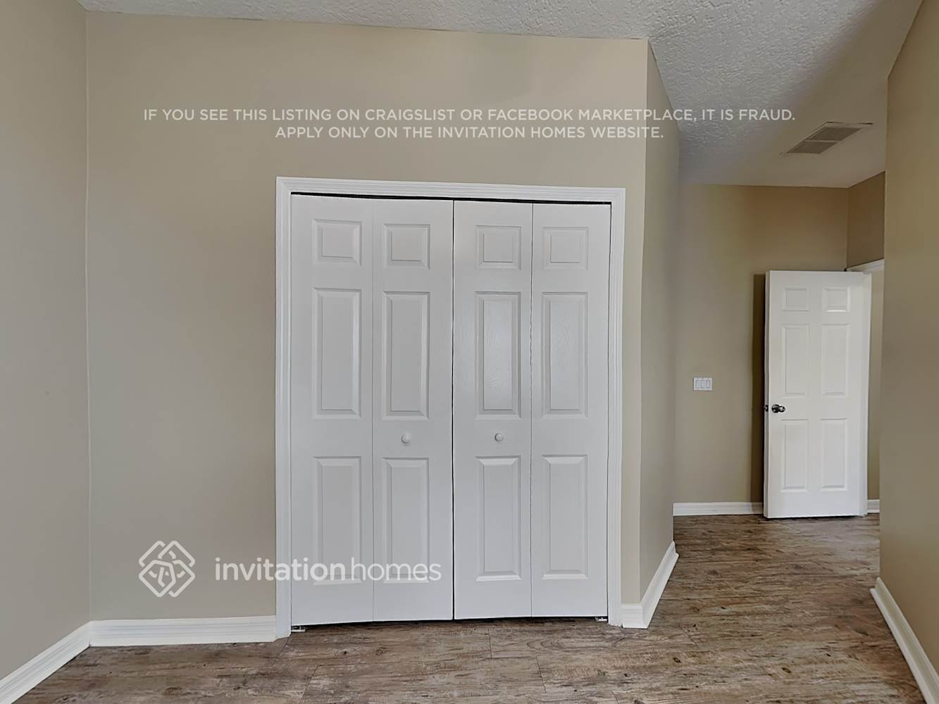 Building Photo - 498 Woodford Dr