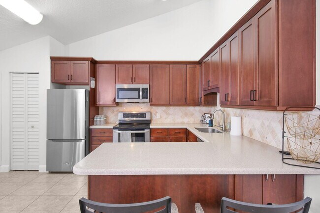 Building Photo - 5805 Golden Eagle Cir