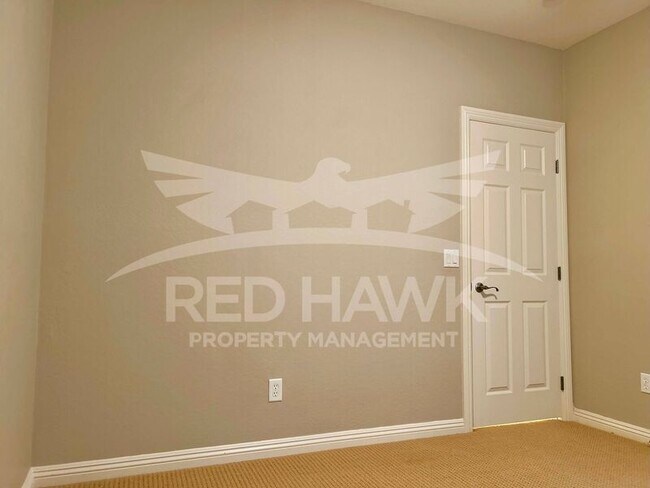 Building Photo - 863 W Bluebird Dr