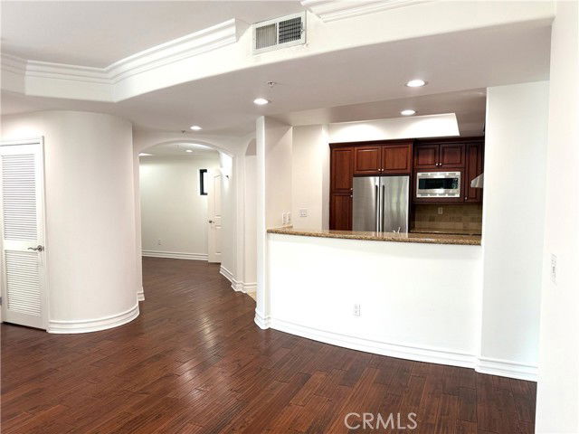 Building Photo - 12045 Hoffman St