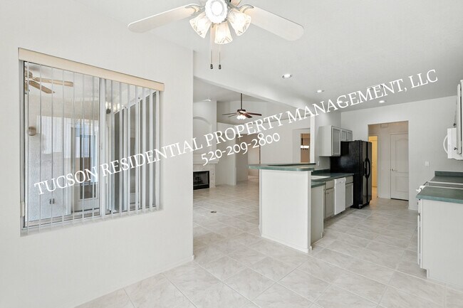 Building Photo - 11399 Silver Pheasant Loop
