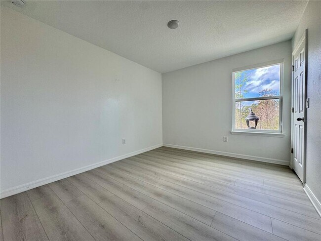 Building Photo - 8973 Matriarca Aly