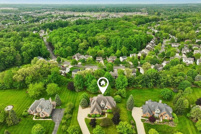 Building Photo - 1819 Brookview Dr