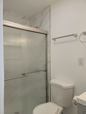 Building Photo - Remodeled 3 bed/2 bath in High Point/West Seattle with large fully fenced yard now at $2850!