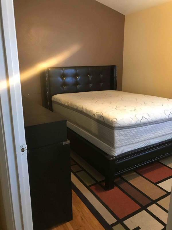 Building Photo - 10745 Champagne Rd